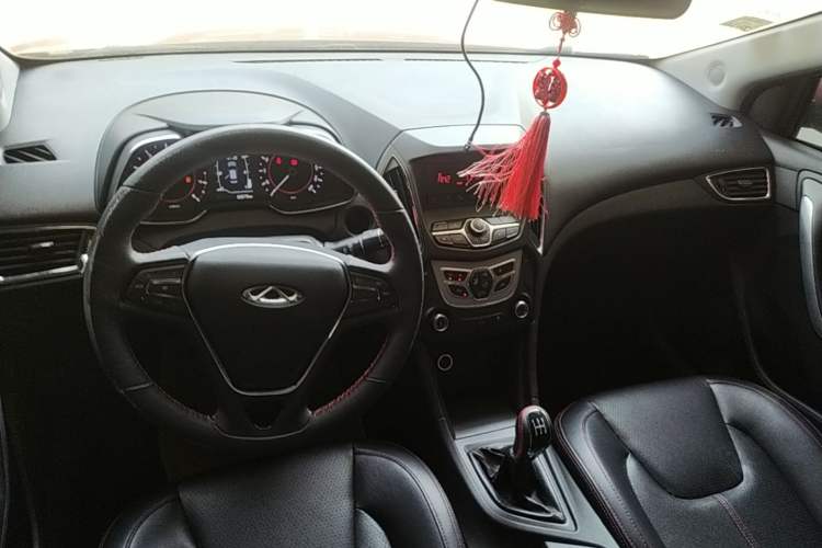Used Chery Arrizo 5 2017 1.5L Manual Lingchao Edition Center Console
