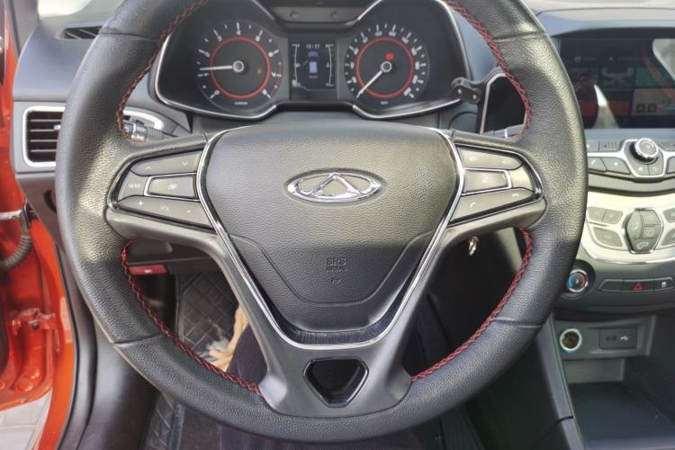 Used Chery Arrizo 5 2017 SPORT 1.5T Manual Luxury Edition Center Console