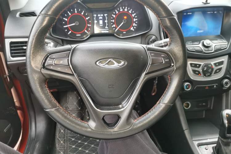 Used Chery Arrizo 5 2017 1.5L CVT Fashion Edition Center Console