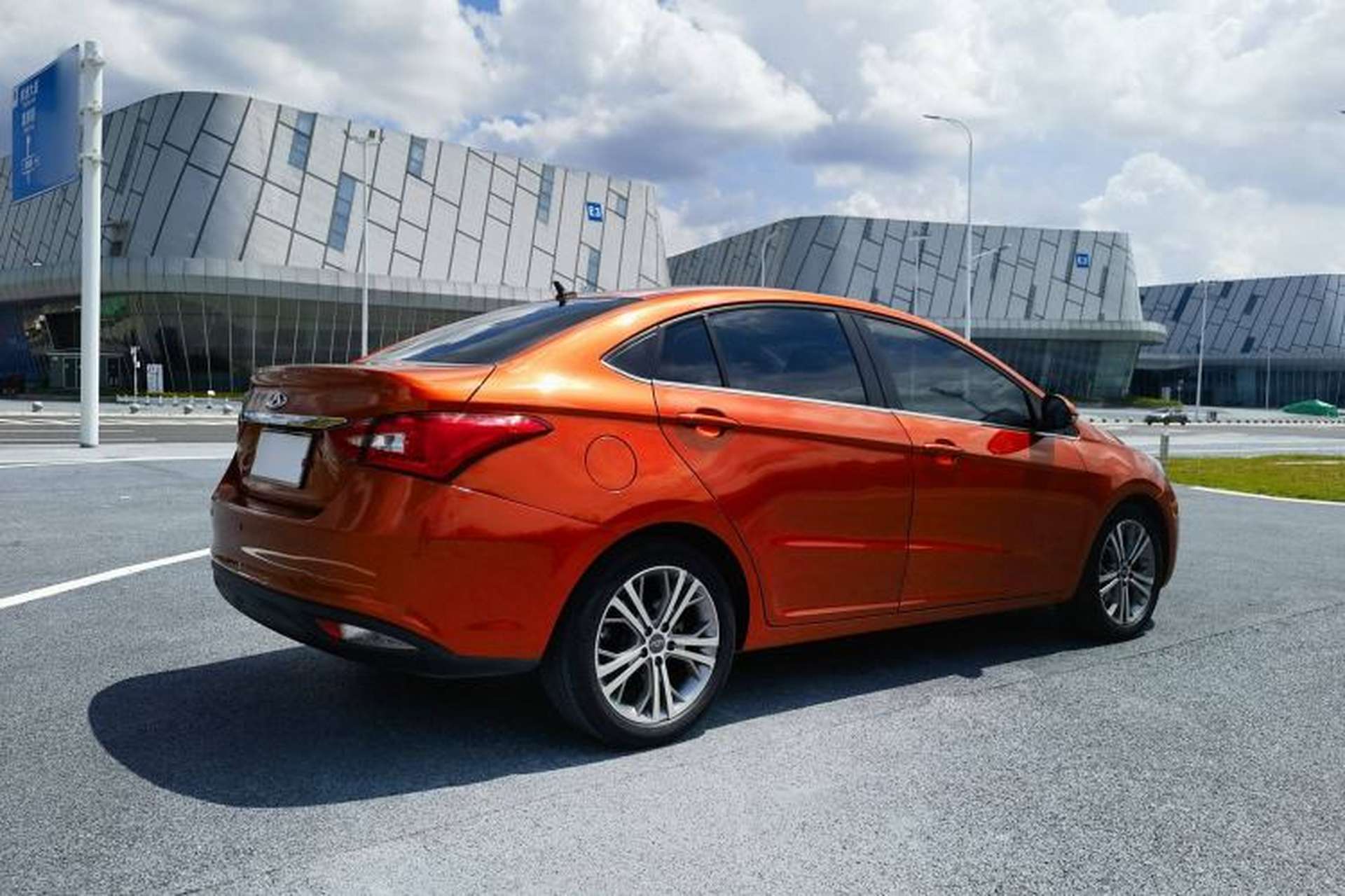Used Chery Arrizo 5 2017 1.5L Manual Luxury Edition Exterior 5