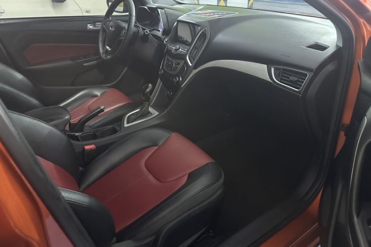 Used Chery Arrizo 5 2017 1.5L CVT Deluxe Edition Interior 8