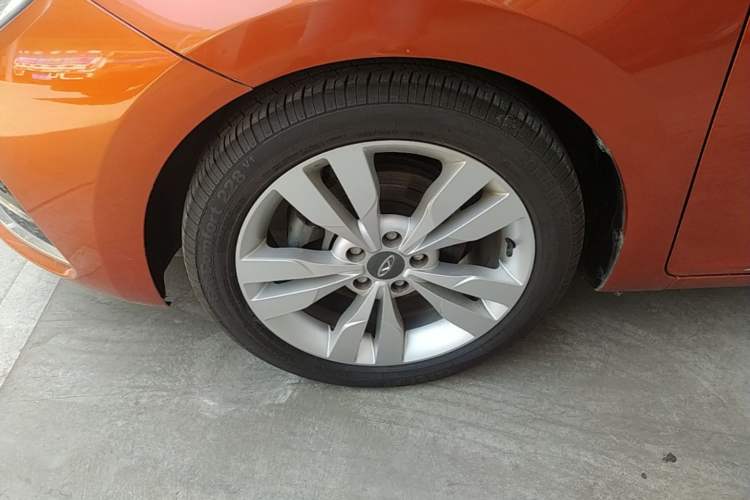 Used Chery Arrizo 5 2017 1.5L Manual Lingchao Edition Left Front Wheel Hub