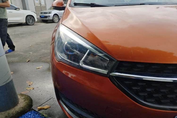 Used Chery Arrizo 5 2017 1.5L CVT Trendsetting Edition Right Front Headlight
