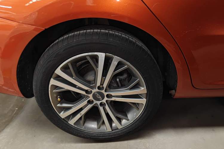 Used Chery Arrizo 5 2017 1.5L CVT Deluxe Edition Right Rear Wheel Hub