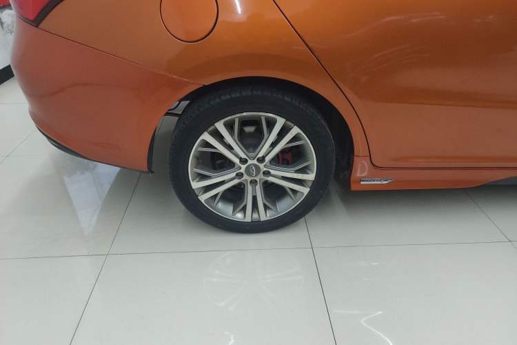 Used Chery Arrizo 5 2017 SPORT 1.5T CVT Luxury Edition Right Rear Wheel Hub