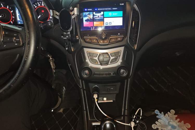 Used Chery Arrizo 5 2017 SPORT 1.5T CVT Luxury Edition Audio And AC Panel