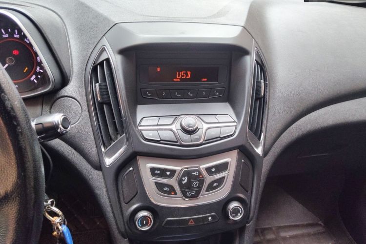 Used Chery Arrizo 5 2017 1.5L Manual Lingchao Edition Audio And AC Panel