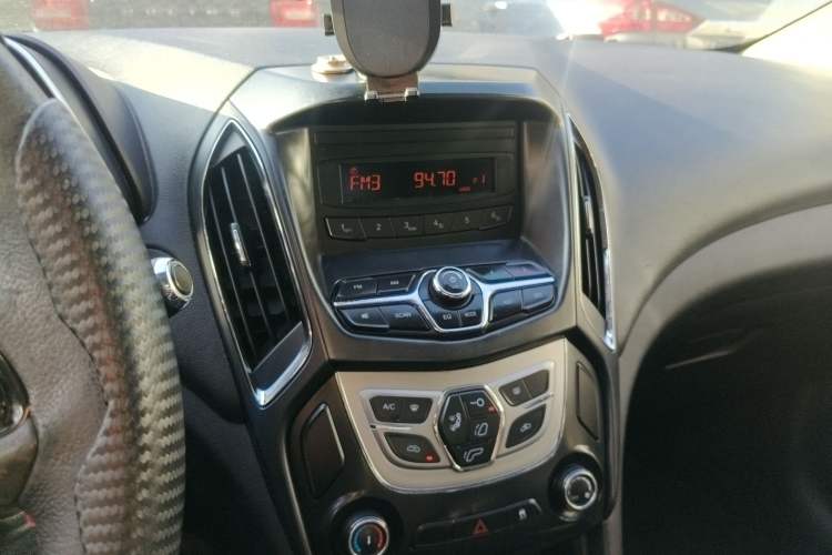 Used Chery Arrizo 5 2017 1.5L Manual Lingchao Edition Audio And AC Panel