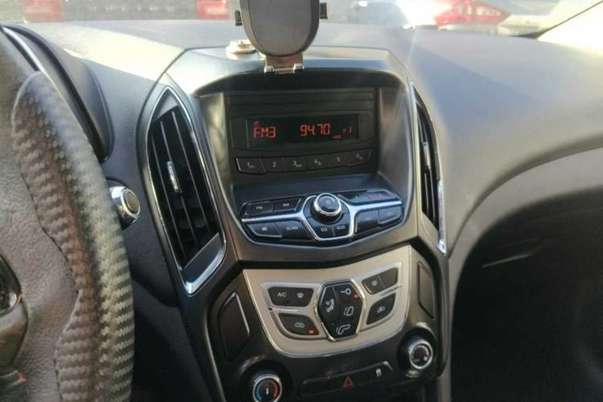 Used Chery Arrizo 5 2017 1.5L Manual Lingchao Edition Audio And AC Panel
