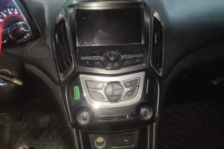 Used Chery Arrizo 5 2017 1.5L Manual Lingchao Edition Audio And AC Panel
