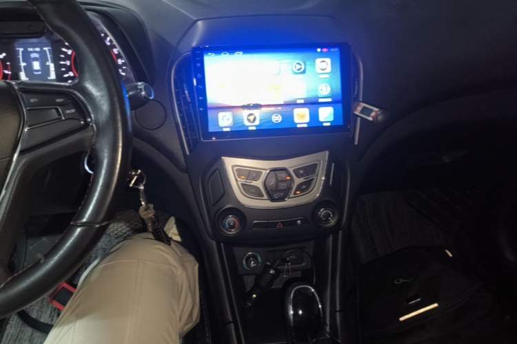 Used Chery Arrizo 5 2017 1.5L CVT Trendsetting Edition Audio And AC Panel