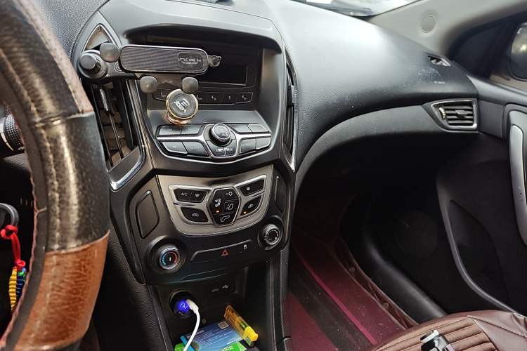 Used Chery Arrizo 5 2017 1.5L Manual Lingchao Edition Audio And AC Panel