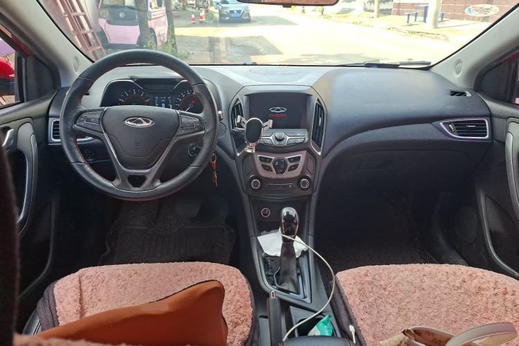 Used Chery Arrizo 5 2017 1.5L CVT Luxury Edition Center Console