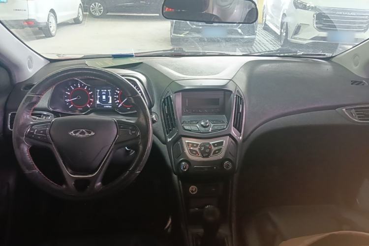 Used Chery Arrizo 5 2017 1.5L Manual Lingchao Edition Center Console