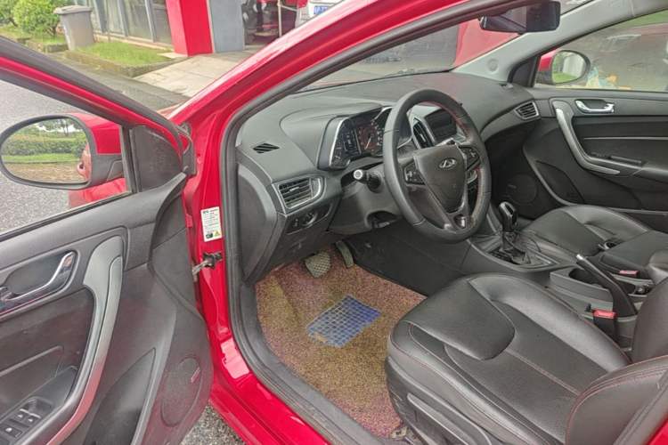 Used Chery Arrizo 5 2017 1.5L CVT Trendsetting Edition Driver Seat