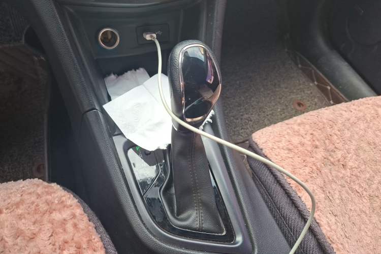 Used Chery Arrizo 5 2017 1.5L CVT Luxury Edition Gear Lever