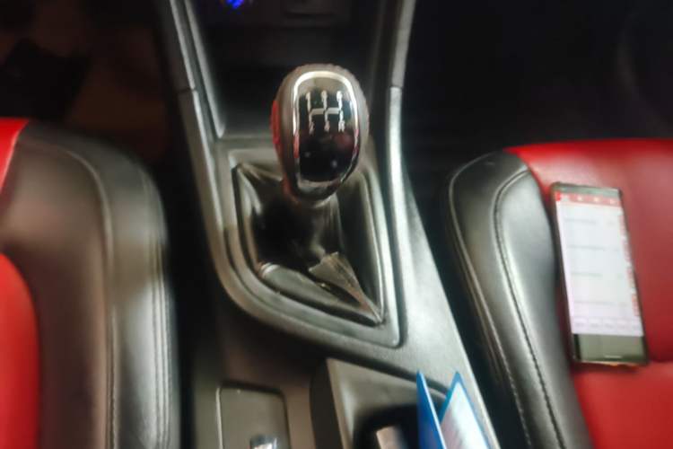 Used Chery Arrizo 5 2017 1.5L Manual Fashion Edition Gear Lever