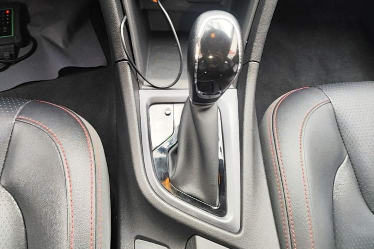 Used Chery Arrizo 5 2017 1.5L CVT Trendsetting Edition Gear Lever