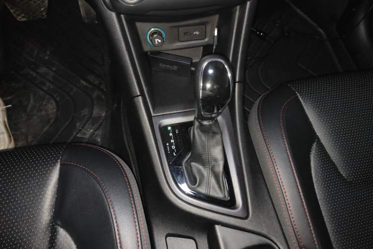 Used Chery Arrizo 5 2017 1.5L CVT Trendsetting Edition Gear Lever