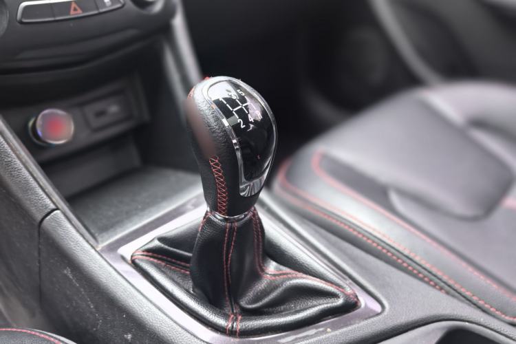 Used Chery Arrizo 5 2017 1.5L Manual Lingchao Edition Interior 1