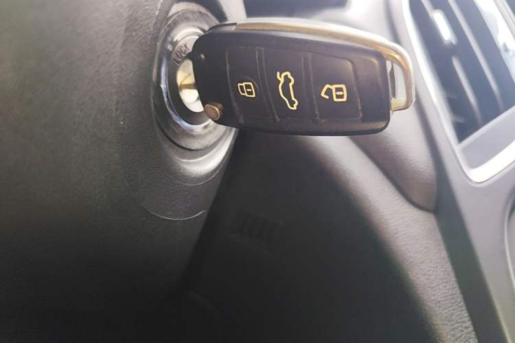 Used Chery Arrizo 5 2017 1.5L CVT Trendsetting Edition Interior 1