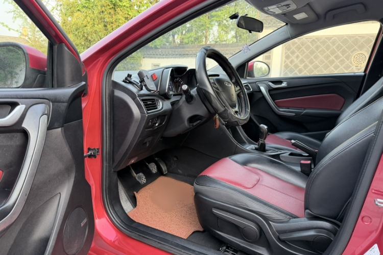 Used Chery Arrizo 5 2017 1.5L Manual Fashion Edition Interior 3
