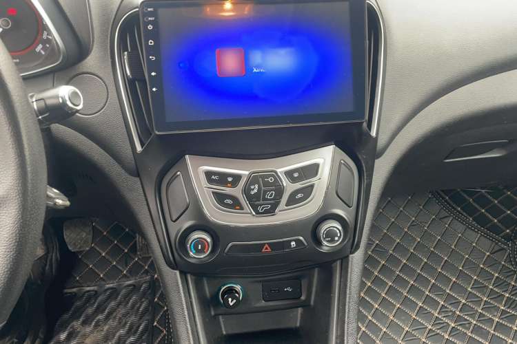 Used Chery Arrizo 5 2017 1.5L Manual Lingchao Edition Interior 3