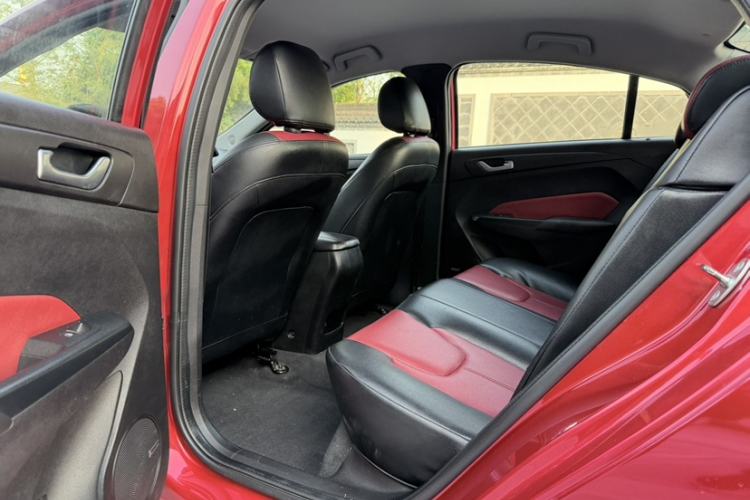 Used Chery Arrizo 5 2017 1.5L Manual Fashion Edition Interior 4