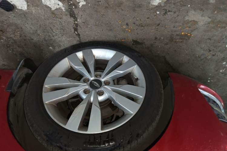 Used Chery Arrizo 5 2017 1.5L Manual Lingchao Edition Left Front Wheel Hub