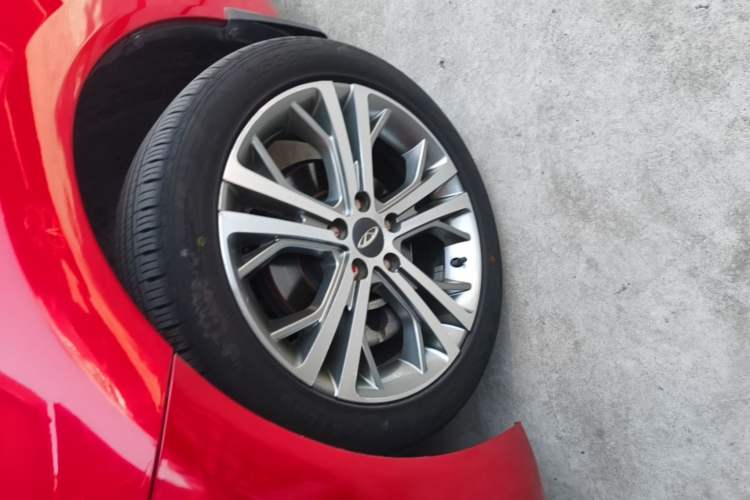 Used Chery Arrizo 5 2017 1.5L Manual Luxury Edition Left Front Wheel Hub