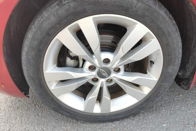 Used Chery Arrizo 5 2017 1.5L Manual Lingchao Edition Left Front Wheel Hub