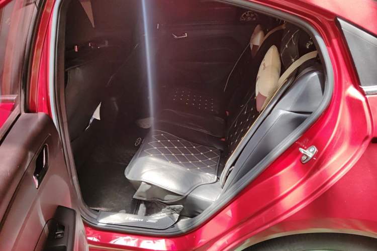 Used Chery Arrizo 5 2017 1.5L Manual Lingchao Edition Left Rear Seat