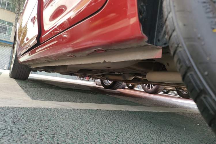Used Chery Arrizo 5 2017 1.5L CVT Trendsetting Edition Left Side Sill