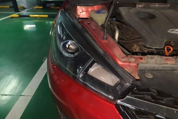 Used Chery Arrizo 5 2017 SPORT 1.5T CVT Luxury Edition Right Front Headlight