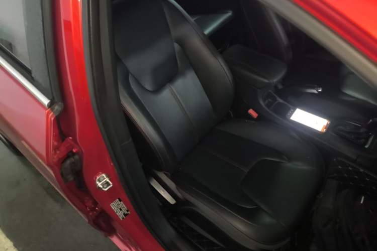 Used Chery Arrizo 5 2017 1.5L CVT Trendsetting Edition Right Front Seat