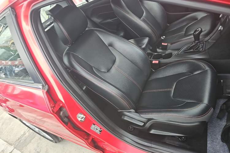Used Chery Arrizo 5 2017 1.5L CVT Trendsetting Edition Right Front Seat