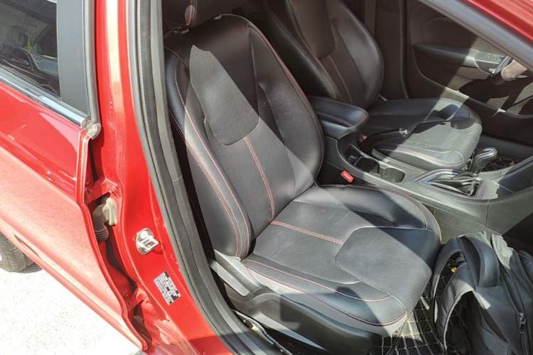 Used Chery Arrizo 5 2017 1.5L CVT Trendsetting Edition Right Front Seat