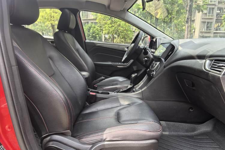 Used Chery Arrizo 5 2017 1.5L CVT Trendsetting Edition Right Front Seat