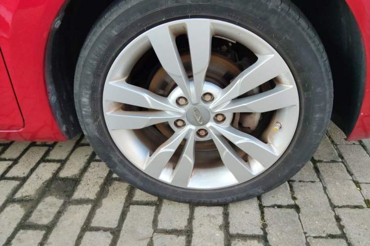 Used Chery Arrizo 5 2017 1.5L Manual Lingchao Edition Right Front Wheel Hub
