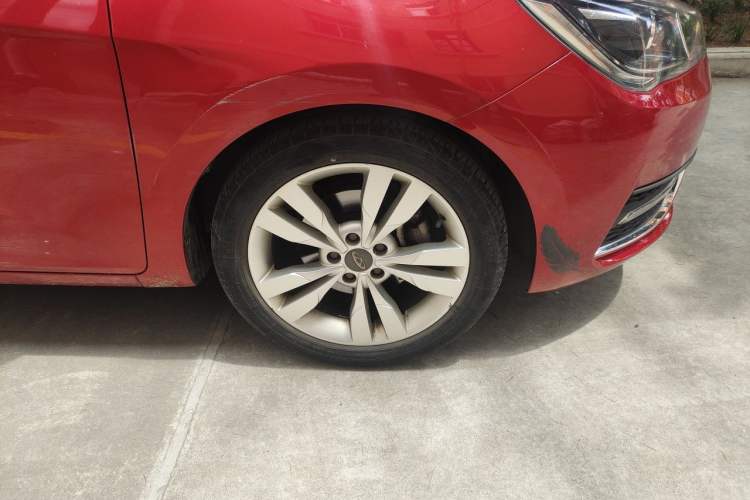 Used Chery Arrizo 5 2017 1.5L Manual Lingchao Edition Right Front Wheel Hub