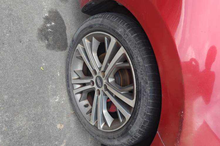 Used Chery Arrizo 5 2017 SPORT 1.5T CVT Luxury Edition Right Front Wheel Hub