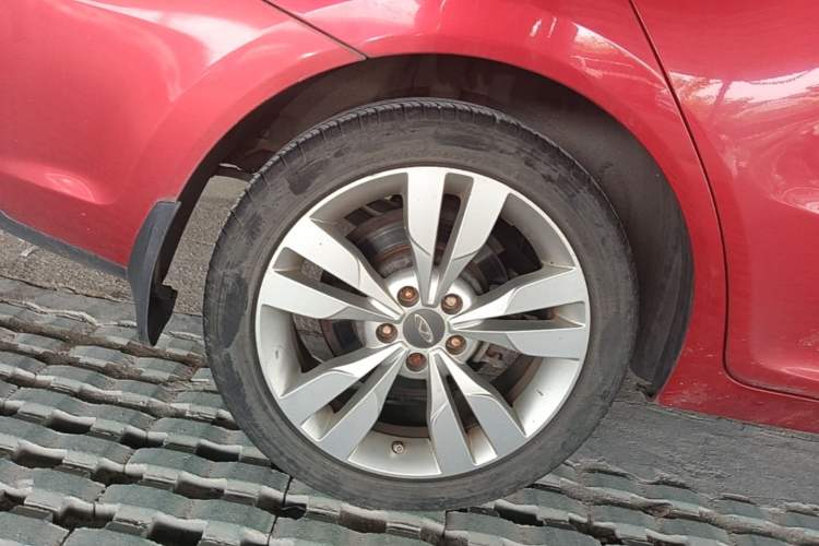 Used Chery Arrizo 5 2017 1.5L Manual Lingchao Edition Right Rear Wheel Hub