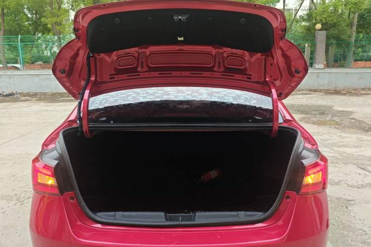 Used Chery Arrizo 5 2017 1.5L CVT Deluxe Edition Trunk