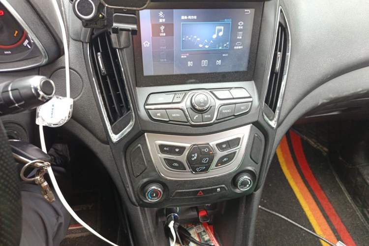 Used Chery Arrizo 5 2017 1.5L CVT Elite Edition Audio And AC Panel