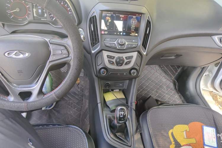 Used Chery Arrizo 5 2017 1.5L Manual Luxury Edition Audio And AC Panel