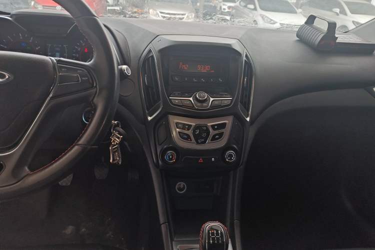 Used Chery Arrizo 5 2017 1.5L Manual Lingchao Edition Audio And AC Panel
