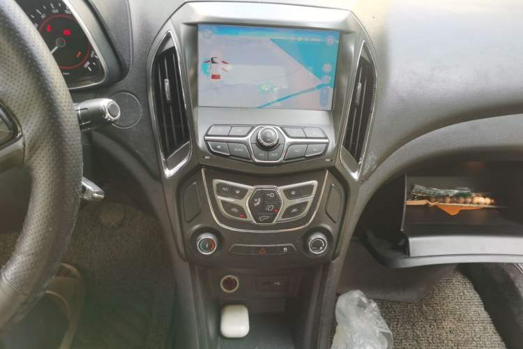 Used Chery Arrizo 5 2017 1.5L Manual Lingchao Edition Audio And AC Panel