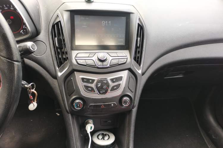 Used Chery Arrizo 5 2017 1.5L Manual Elite Edition Audio And AC Panel