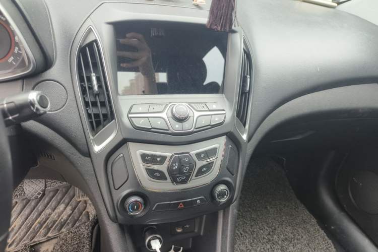 Used Chery Arrizo 5 2017 1.5L Manual Elite Edition Audio And AC Panel