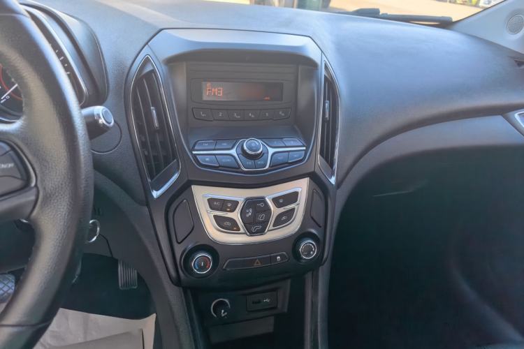 Used Chery Arrizo 5 2017 1.5L Manual Lingchao Edition Audio And AC Panel